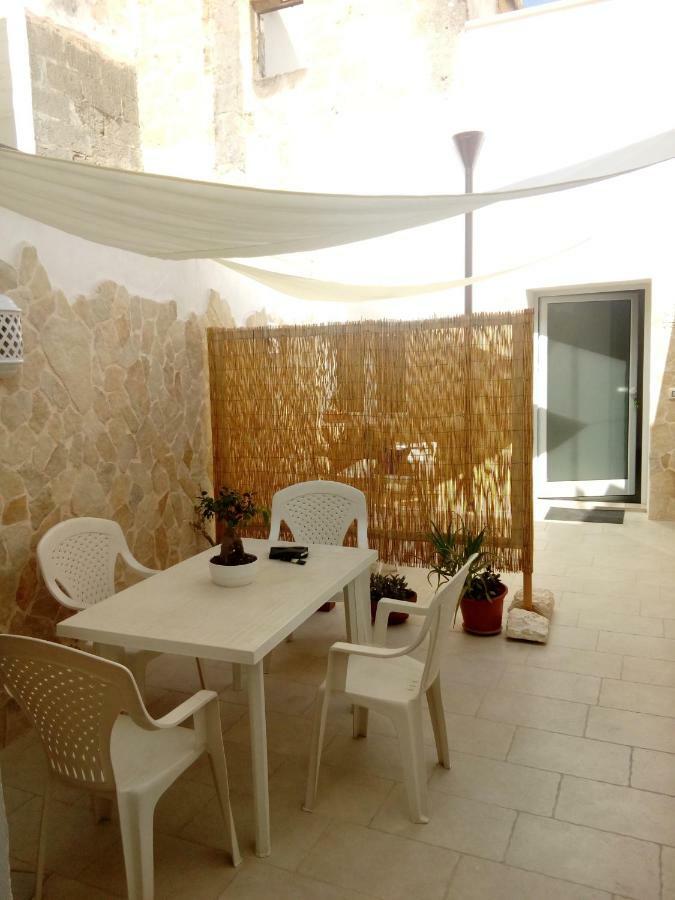 Casa Bova Apartment Mesagne Bagian luar foto